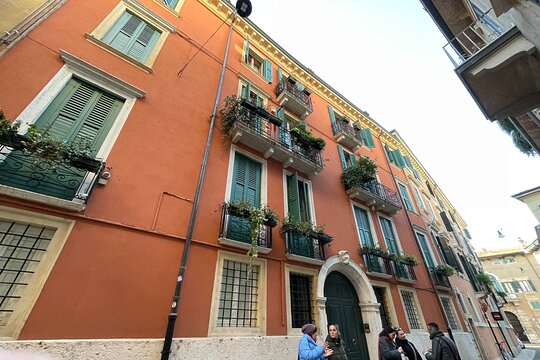 Tour image 12
